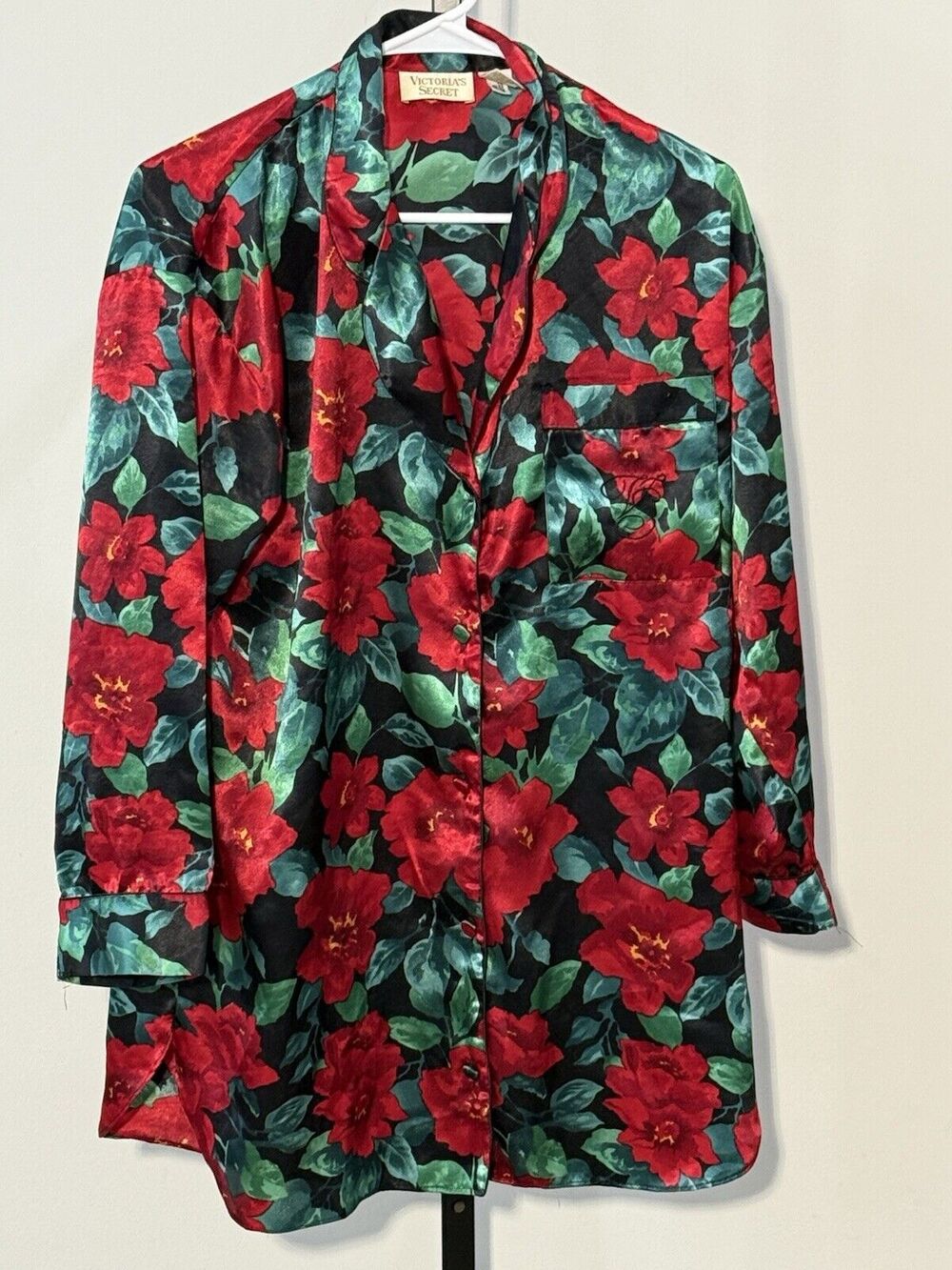 Victoria’s Secret Gold Label Floral Silky Button Down Shirt Size Petite